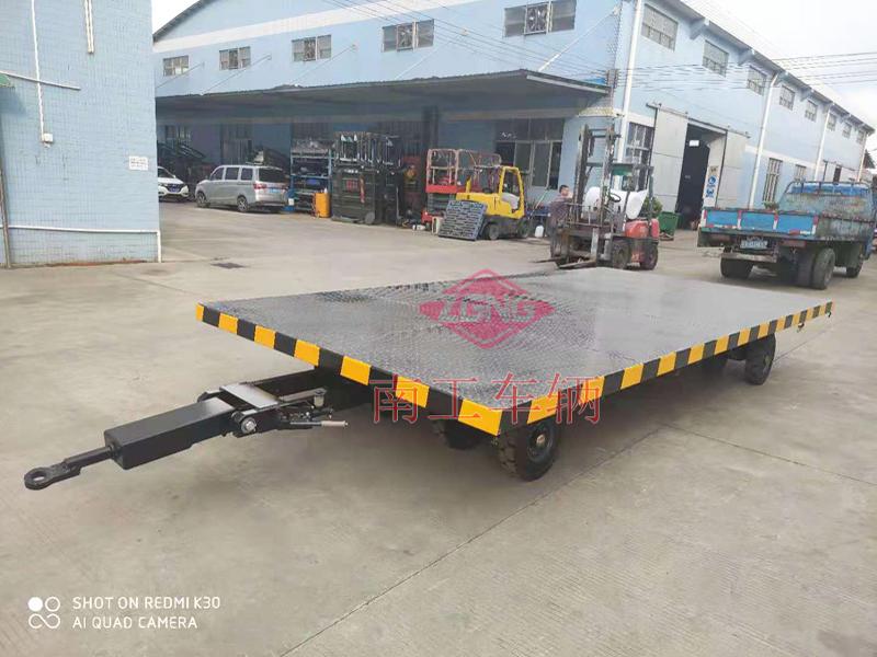 Unpowered forklift towing flat trailer 8 tons