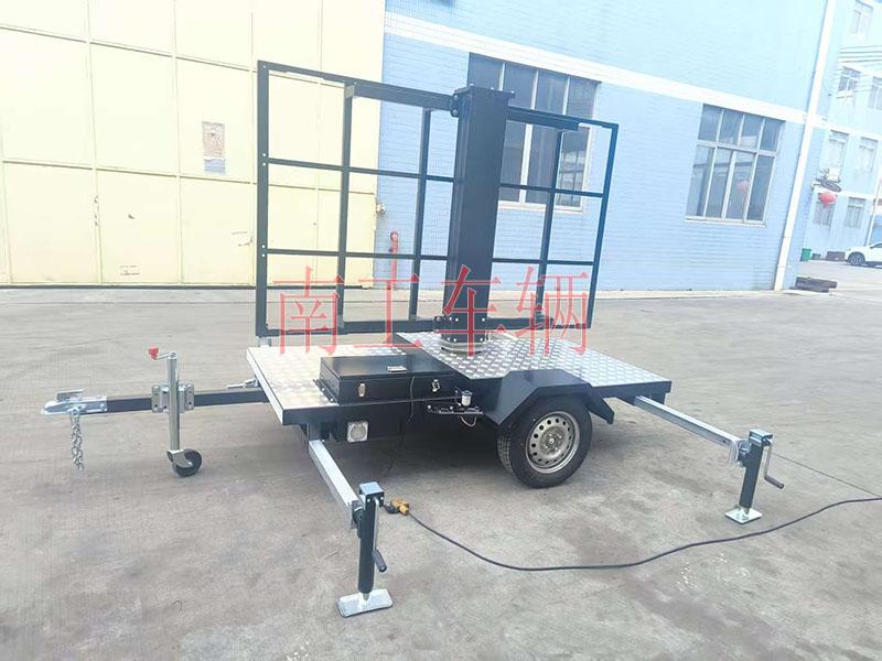 0.2吨LED广告拖车黑色 自动旋转款