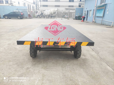 1768556191572280.jpg 2吨移动牵引平板拖车6I.jpg