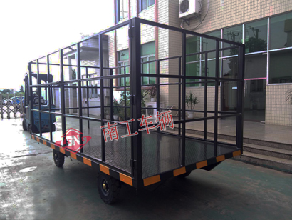 1769248084211782.jpg 3吨高护栏无动力全挂平板拖车黑色3I.jpg