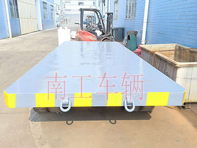 牵引式25吨重型平板拖车1I.jpg