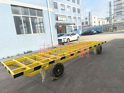 1784622269593249.jpg 4吨骨架式平板拖车牵引工业拖车底盘3I.jpg